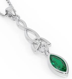 Silberne Smaragd-Halskette mit irischem keltischem Knoten-Anhänger