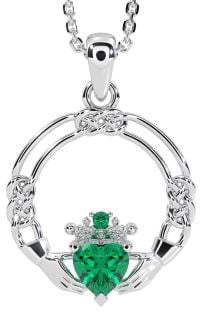 Emerald Strieborná keltský Claddagh Náhrdelník