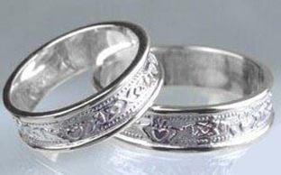 10K/14K/18K  White Gold Claddagh Celtic Wedding Band Ring Set