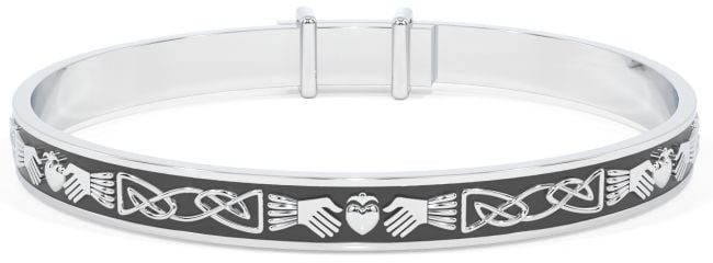 Child's claddagh bracelet top
