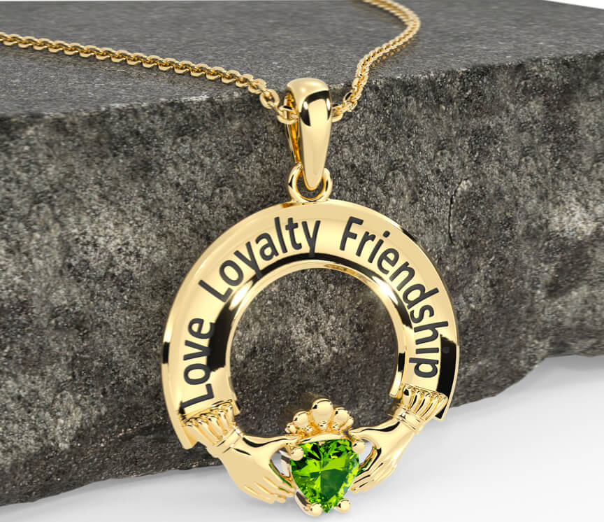 Claddagh discount gold necklace