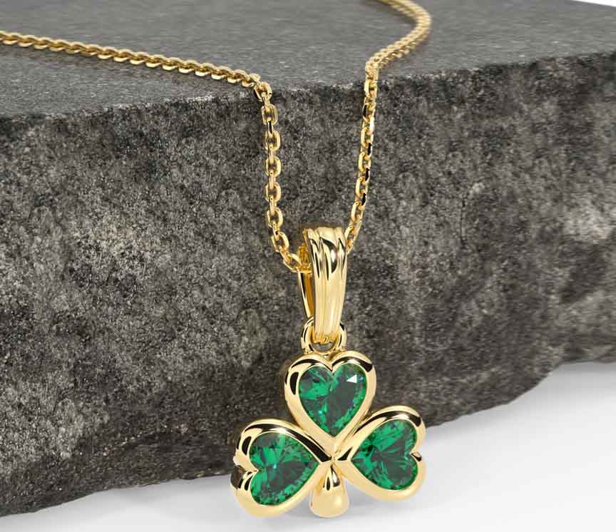 Clover discount necklace meaning