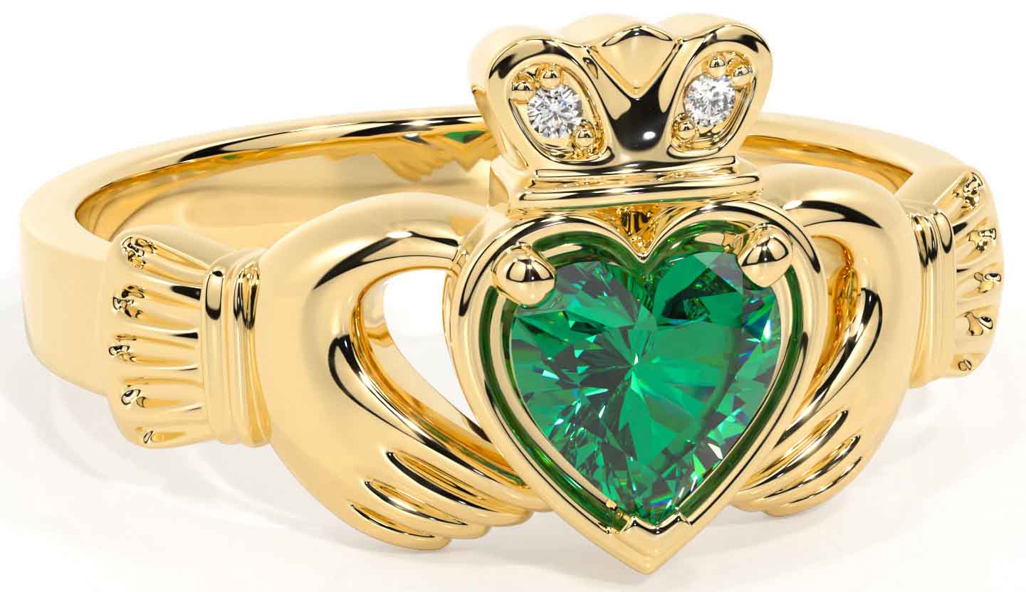 Gold claddagh ring with emerald outlet