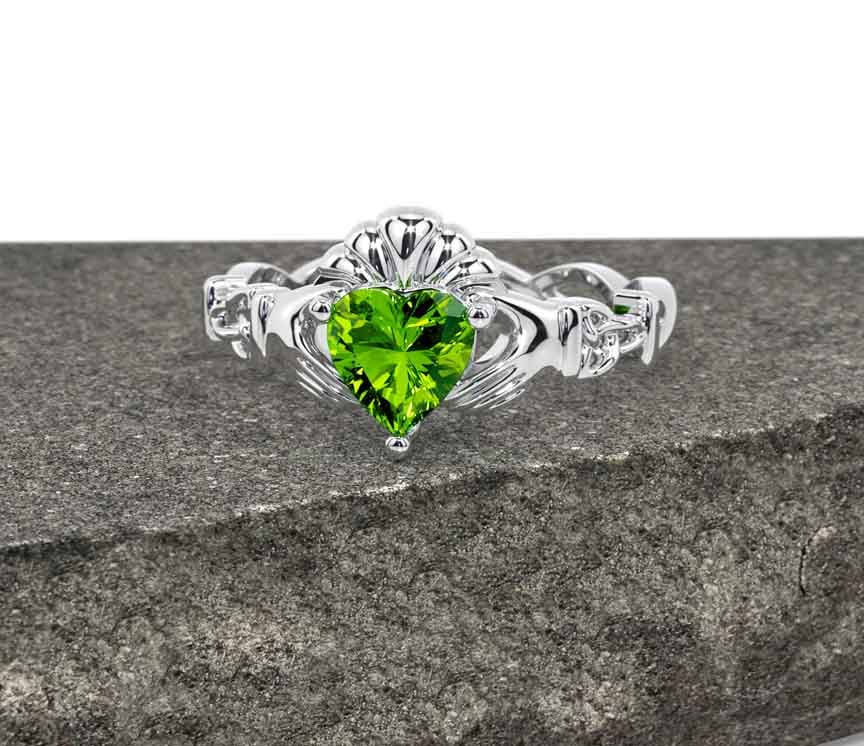 Claddagh ring with peridot stone online