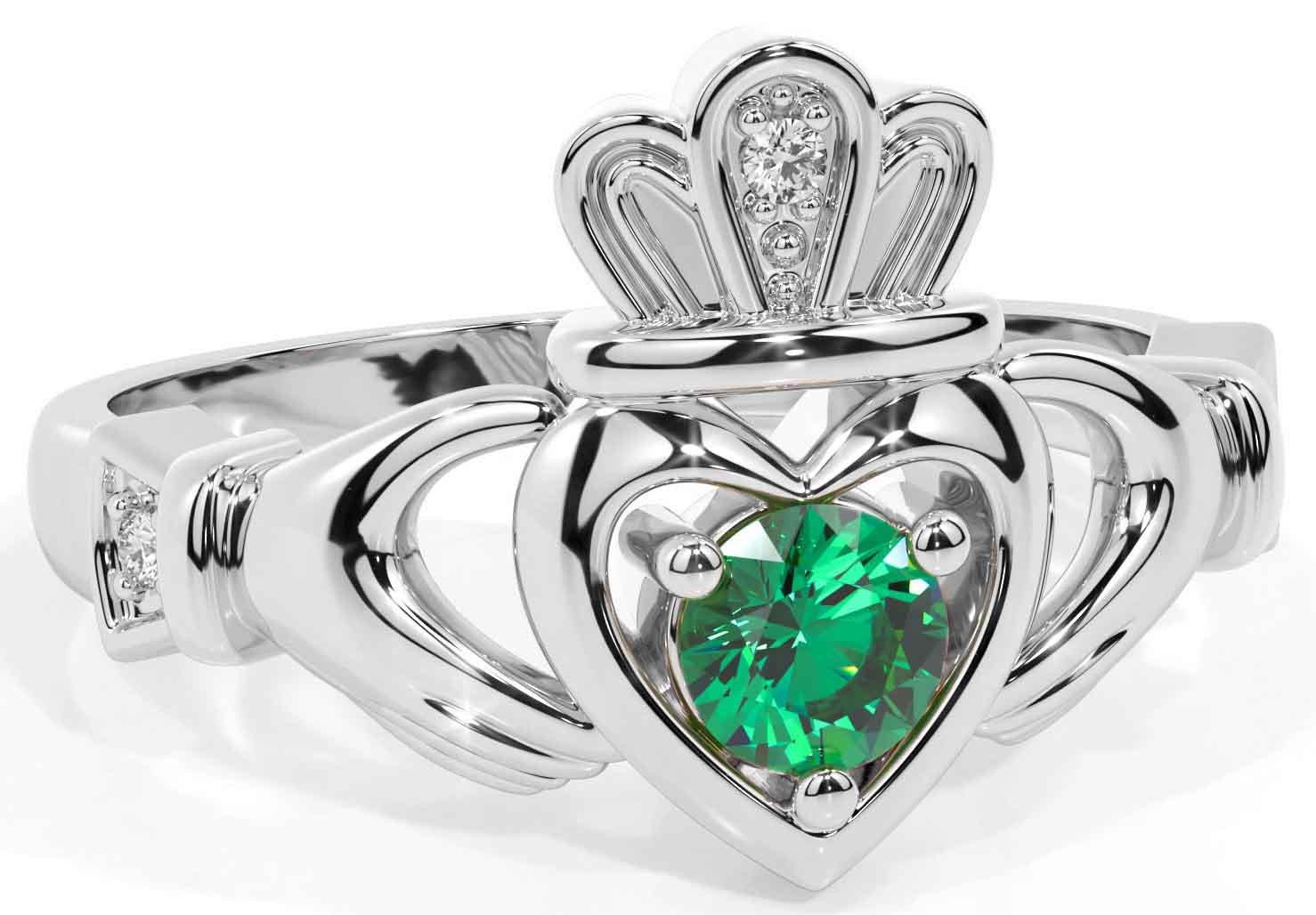 Emerald claddagh deals ring white gold